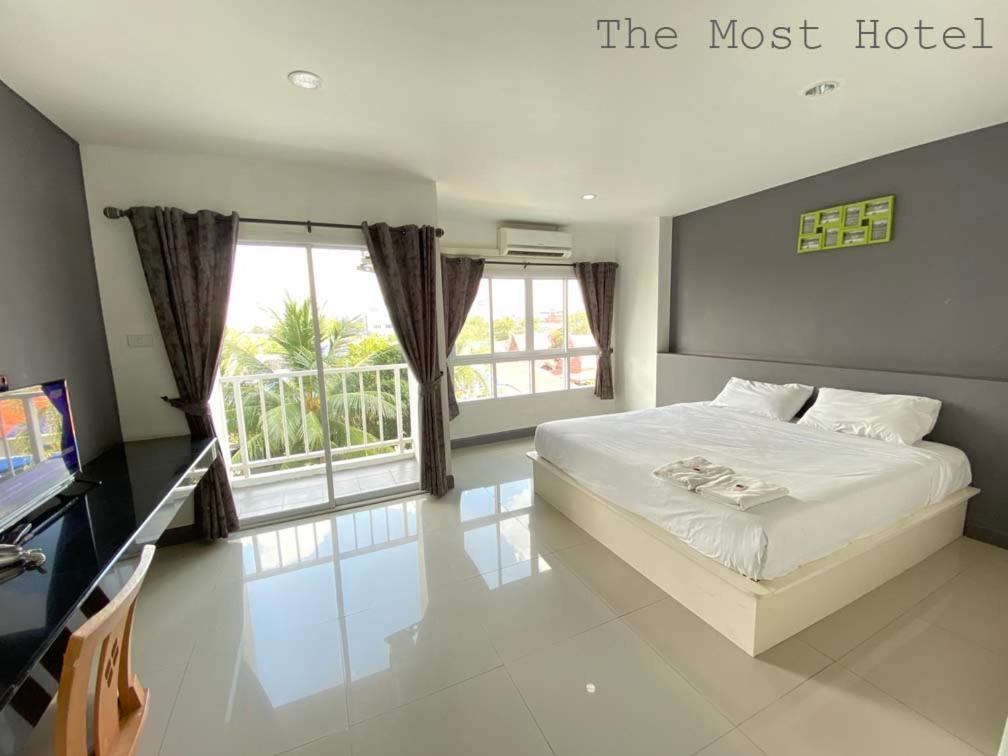 The Most Hotel Районг Экстерьер фото